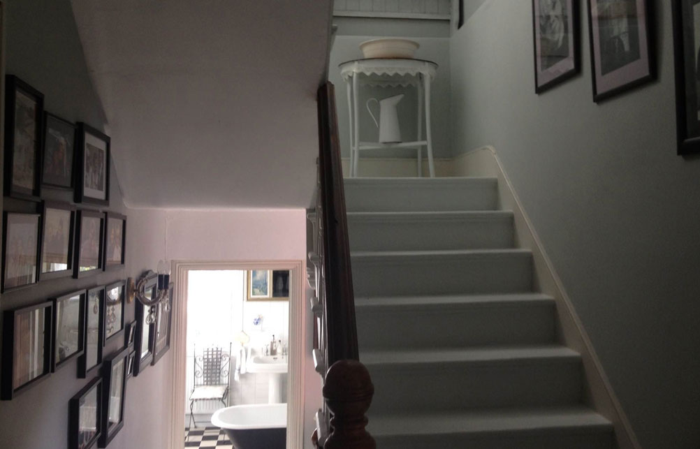 staircase to bedrooms